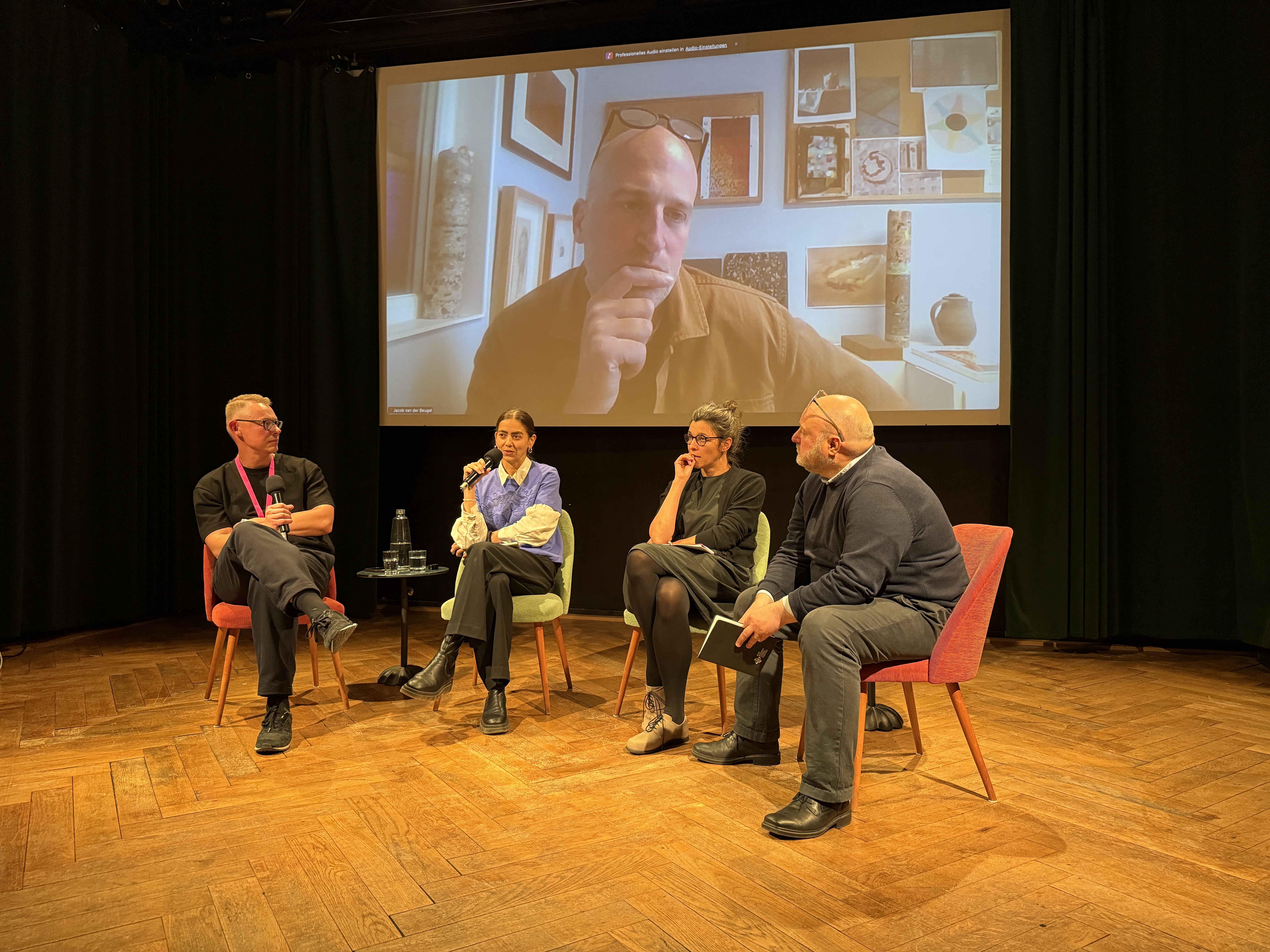 Creative AI Exploration and Imagination: Innovative Methods for Alternative Digital Futures